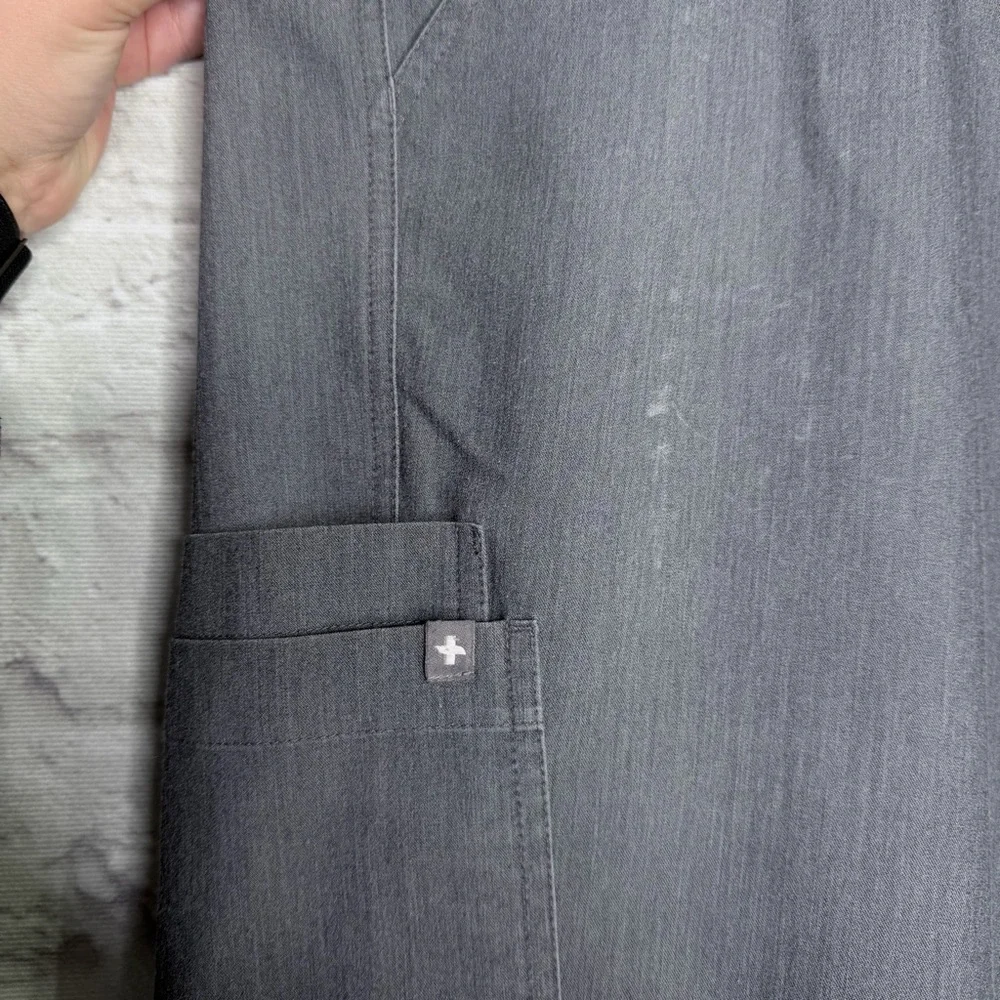 Figs - Axim Cargo Scrub Pants - Size XL
